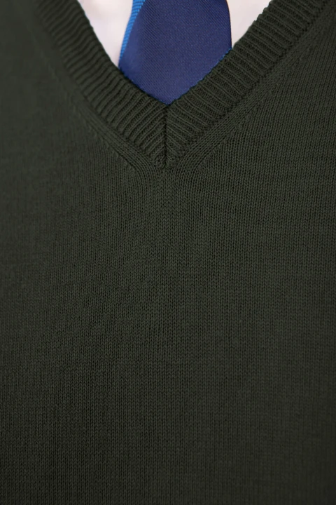 sweter-meski-w-serek-wełna-akryl-zielony-klasyka-elegancki-Lanieri-Fashion.jpg