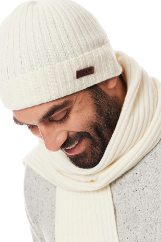 komplet-luksusowy-czapka-szalik-biały-kaszmir-welna-unisex-Lanieri-Fashion.jpg