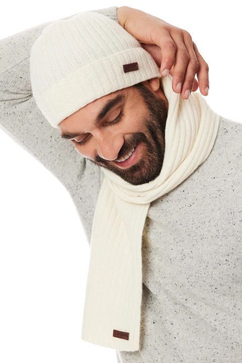 komplet-luksusowy-czapka-szalik-biały-kaszmir-welna-unisex-Lanieri-Fashion.jpg