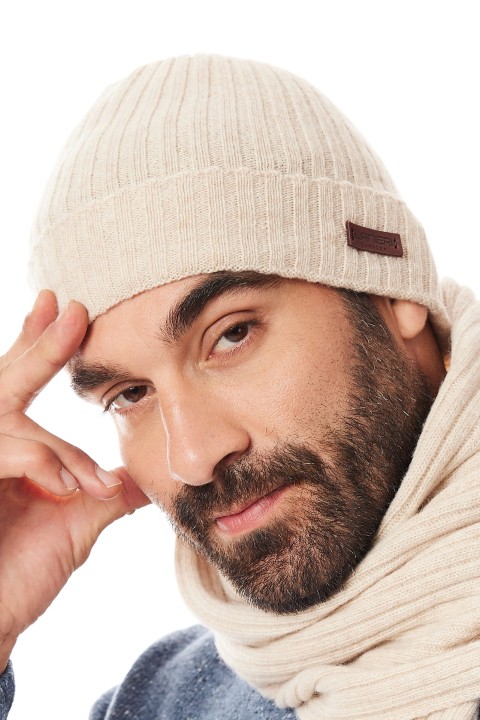 Lanieri-Fashion-czapka-beżowa-unisex-kaszmir-wełna-ciepła-modna-elegancka.jpg