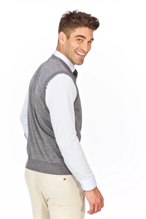 sweter-meski-bezrekawnik-wełna-akryl-popielaty-klasyka-elegancki-Lanieri-Fashion.jpg