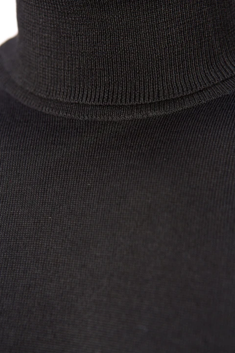 sweter-meski-golf-welna-akryl-czarny-klasyka-elegancki-Lanieri-Fashion.jpg