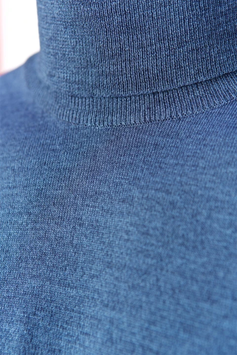 sweter-meski-golf-welna-akryl-jeans-klasyka-elegancki-Lanieri-Fashion.jpg
