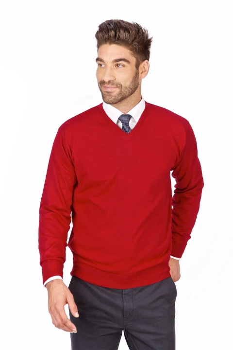 sweter-meski-w-serek-wełna-akryl-czerwony-klasyka-elegancki-Lanieri-Fashion.jpg