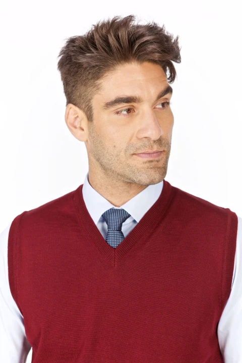 sweter-meski-bezrękawnik-wełna-akryl-bordowy-klasyka-elegancki-Lanieri-Fashion.jpg