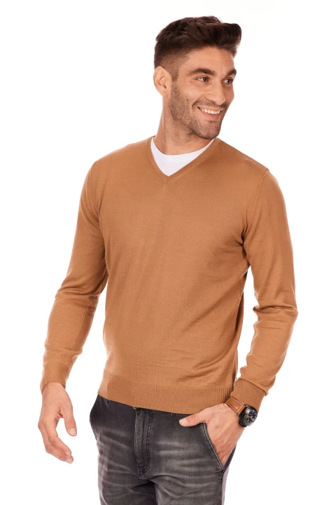 swetry-meskie-w-serek-wełna-akryl-camel-klasyka-elegancki-Lanieri-Fashion.jpg
