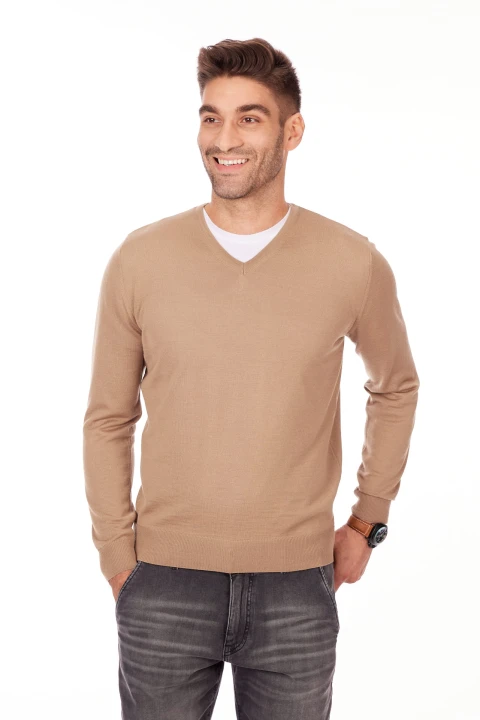 sweter-meski-dekolt-w-serek-wełna-akryl-camel-klasyka-elegancki-Lanieri-Fashion.jpg
