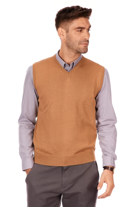 sweter-meski-bezrękawnik-wełna-camel-bordo-klasyka-elegancki-Lanieri-Fashion.jpg