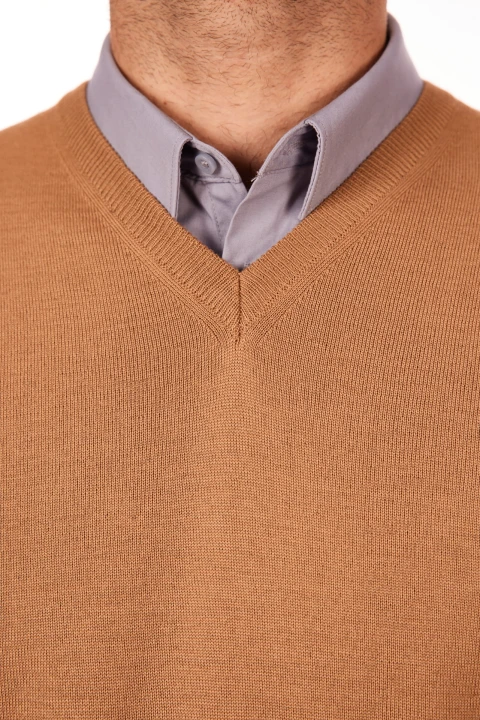 sweter-meski-bezrękawnik-wełna-camel-bordo-klasyka-elegancki-Lanieri-Fashion.jpg