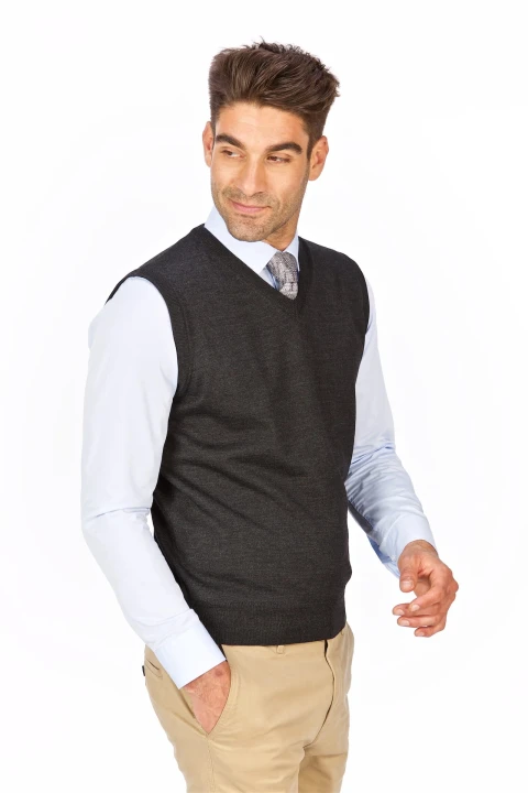 sweter-meski-bezrękawnik-wełna-akryl-grafitowy-klasyka-elegancki-Lanieri-Fashion.jpg